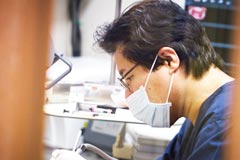 治療中の院長先生